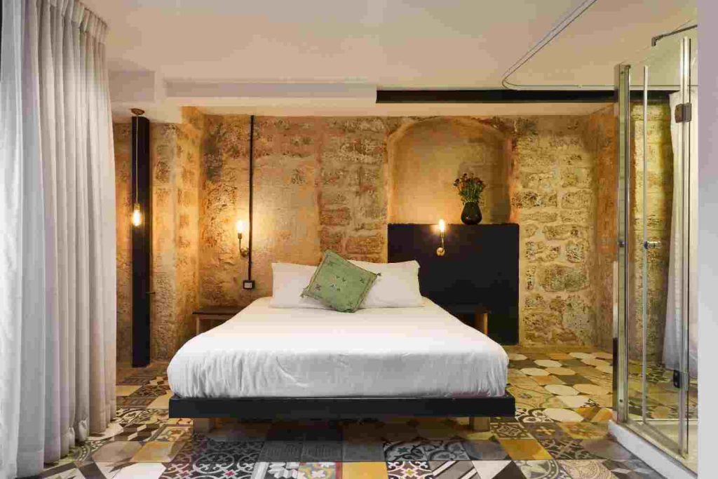 A room in a hotel in Tel Aviv |  Quality hotels in CENTER OF Israel